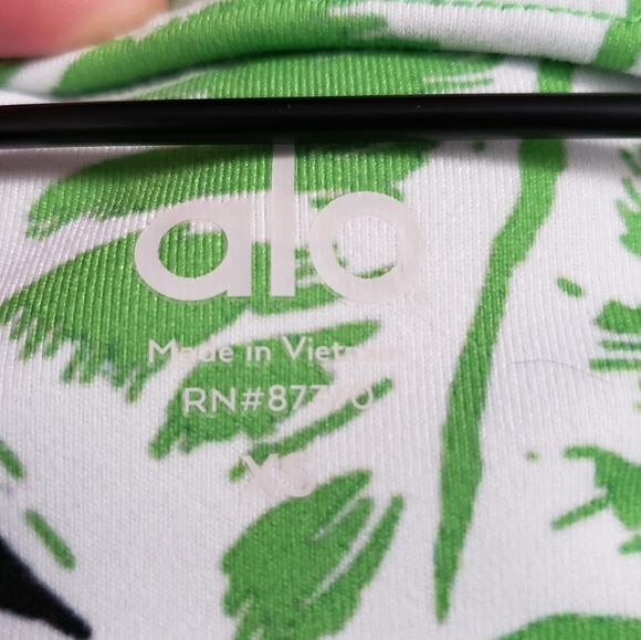 Alo Yoga Goddess Legging Palm Springs Black Glowstick SZ XS - Picture 3 of 4